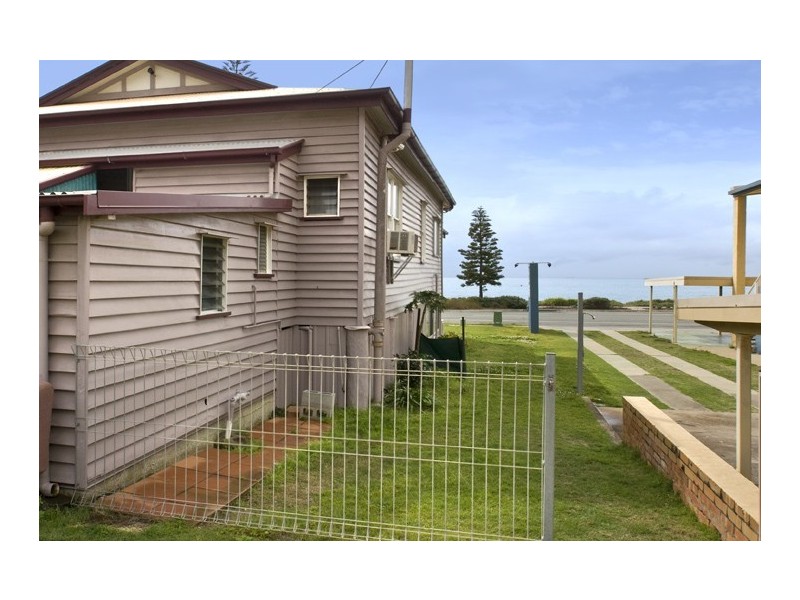 47 Margate Parade, Margate QLD 4019