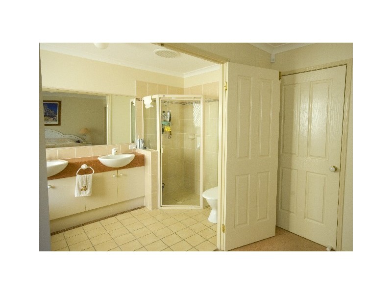 10A Queen Street, Scarborough QLD 4020