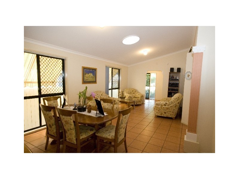 10A Queen Street, Scarborough QLD 4020