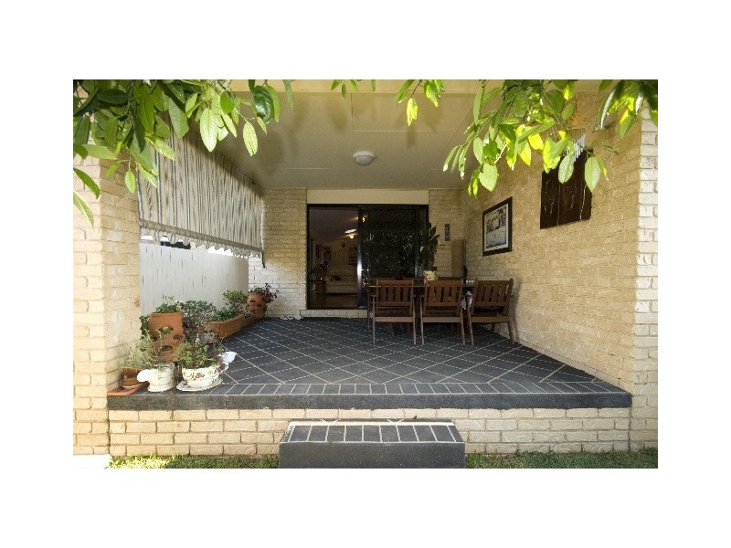 10A Queen Street, Scarborough QLD 4020