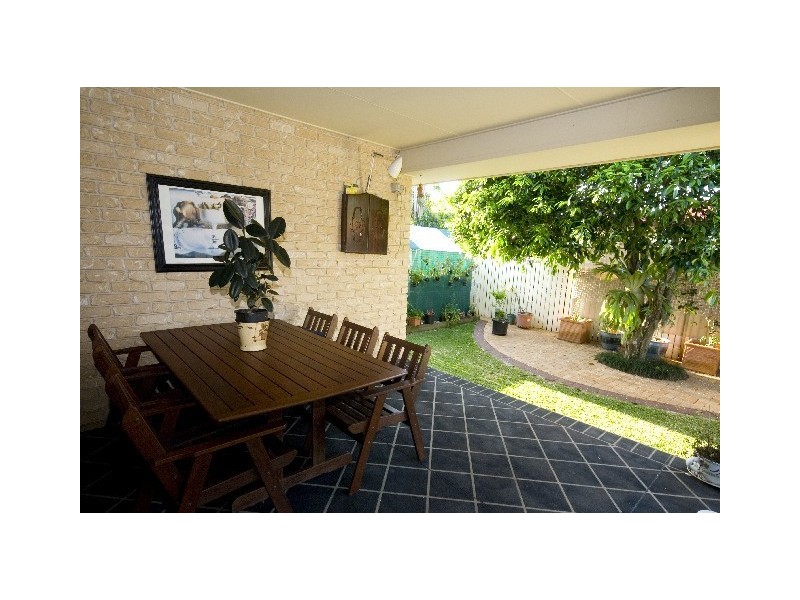 10A Queen Street, Scarborough QLD 4020