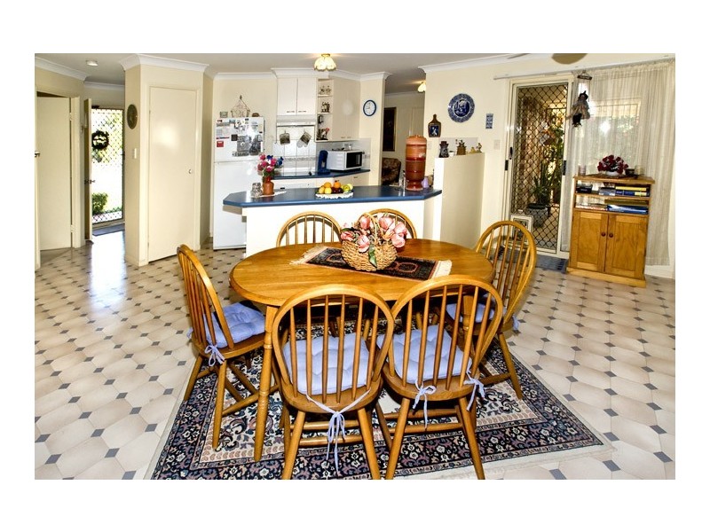 4 Amcord Place, Rothwell QLD 4022