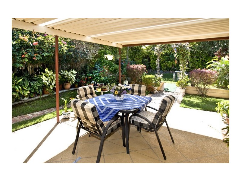 4 Amcord Place, Rothwell QLD 4022