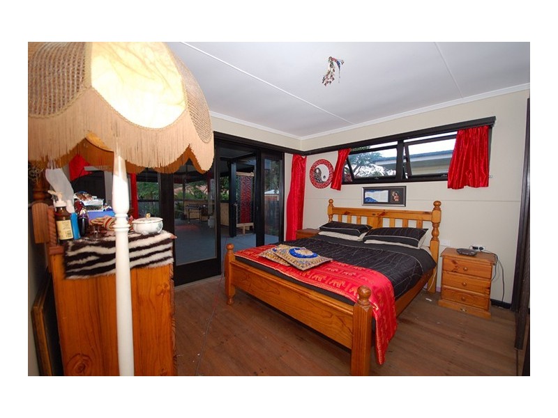 33 Twenty-Third Avenue, Brighton QLD 4017