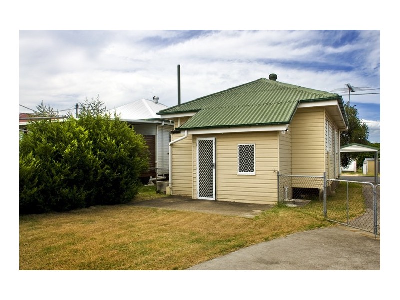 13 Keenan Street, Margate QLD 4019