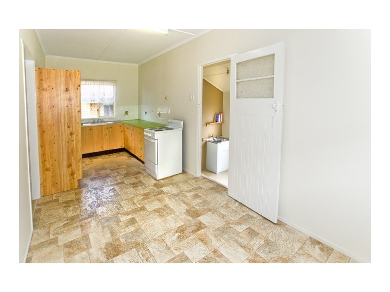 11 Keenan Street, Margate QLD 4019