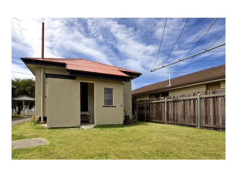 11 Keenan Street, Margate QLD 4019