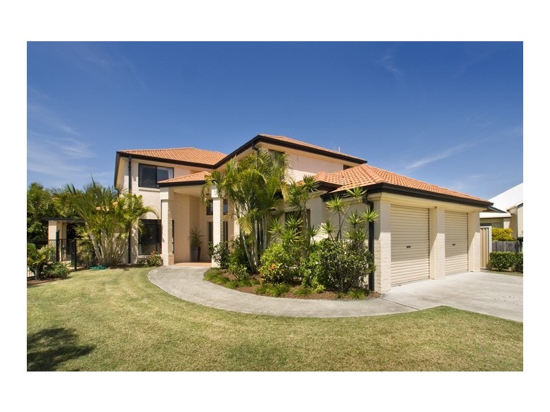6 Mariner Court, Newport QLD 4020