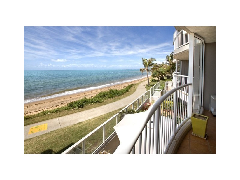 8/94 Prince Edward Parade, Scarborough QLD 4020