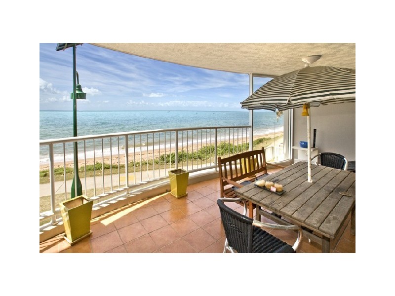 8/94 Prince Edward Parade, Scarborough QLD 4020