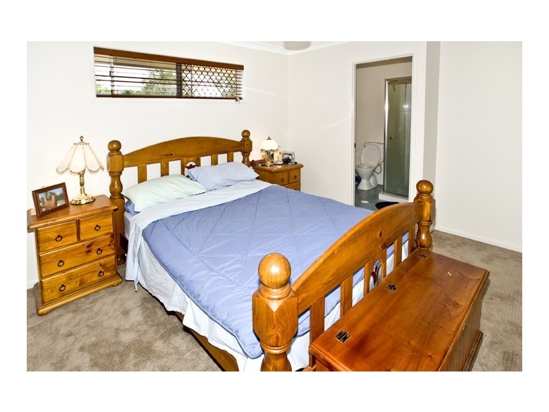 16 Cathie Street, Clontarf QLD 4019