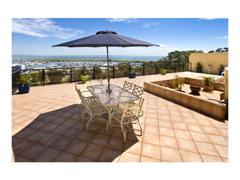11/43-45 North Quay, Scarborough QLD 4020