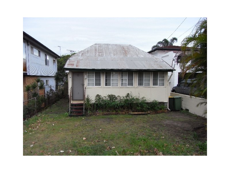 196 Hornibrook Esplanade, Woody Point QLD 4019