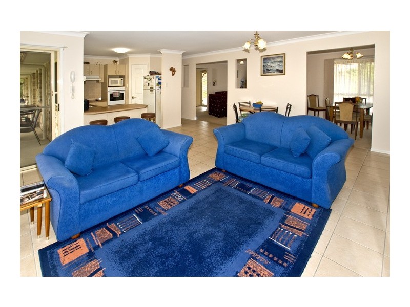 13 Sammor Road, Elimbah QLD 4516