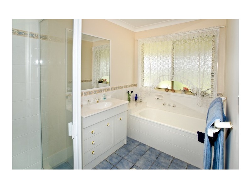 13 Sammor Road, Elimbah QLD 4516