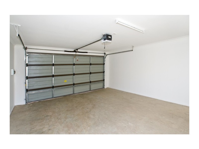 4/17 Lady Bowen Parade, Rothwell QLD 4022