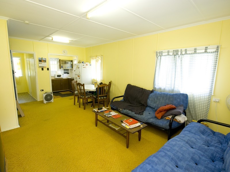 79 McLennan Street, Woody Point QLD 4019