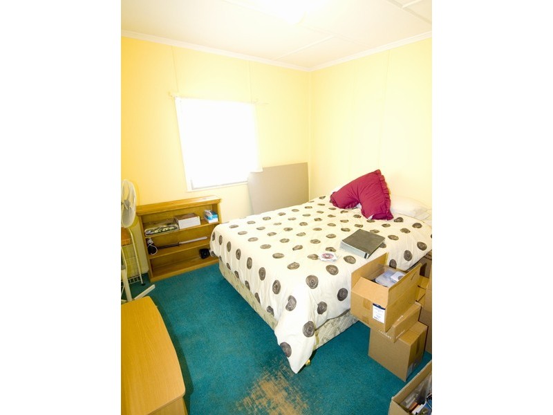 79 McLennan Street, Woody Point QLD 4019