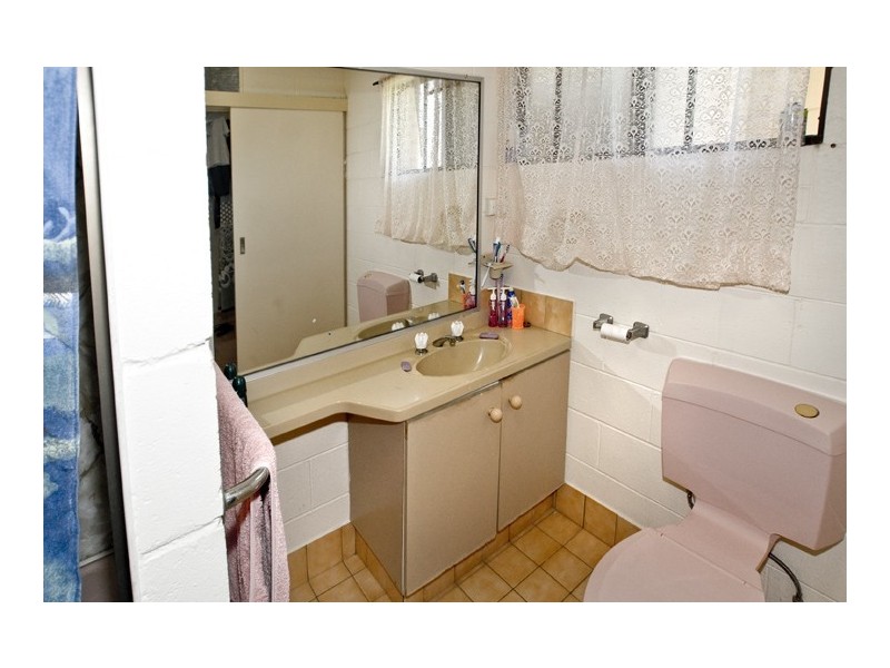 332 Scarborough Road, Scarborough QLD 4020