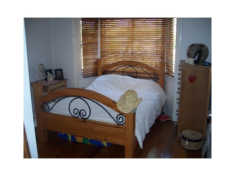 9 Maryborough Terrace, Scarborough QLD 4020