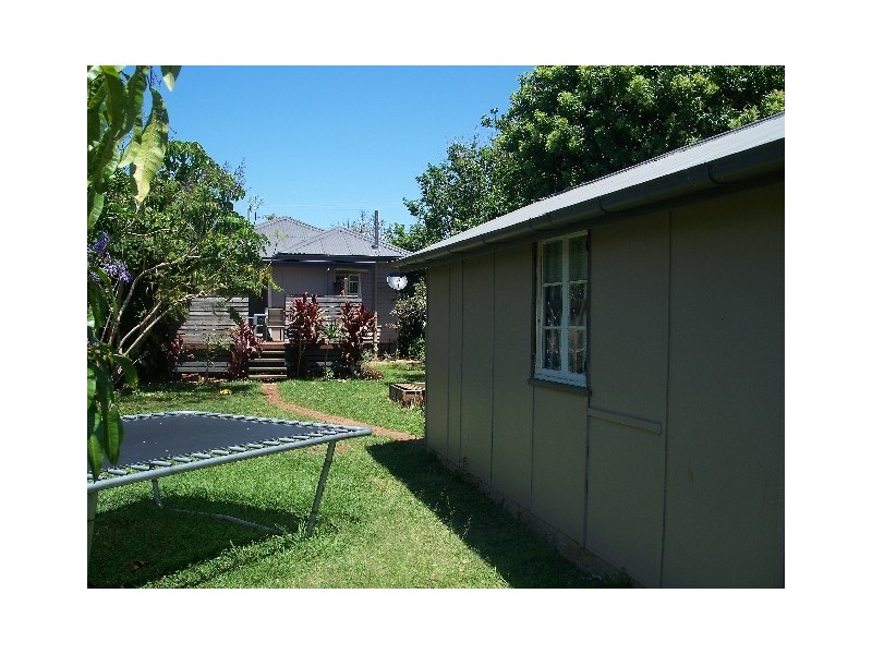 9 Maryborough Terrace, Scarborough QLD 4020