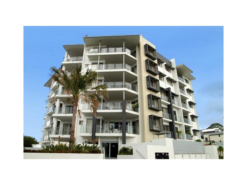 27/1 McNaughton Street, Redcliffe QLD 4020