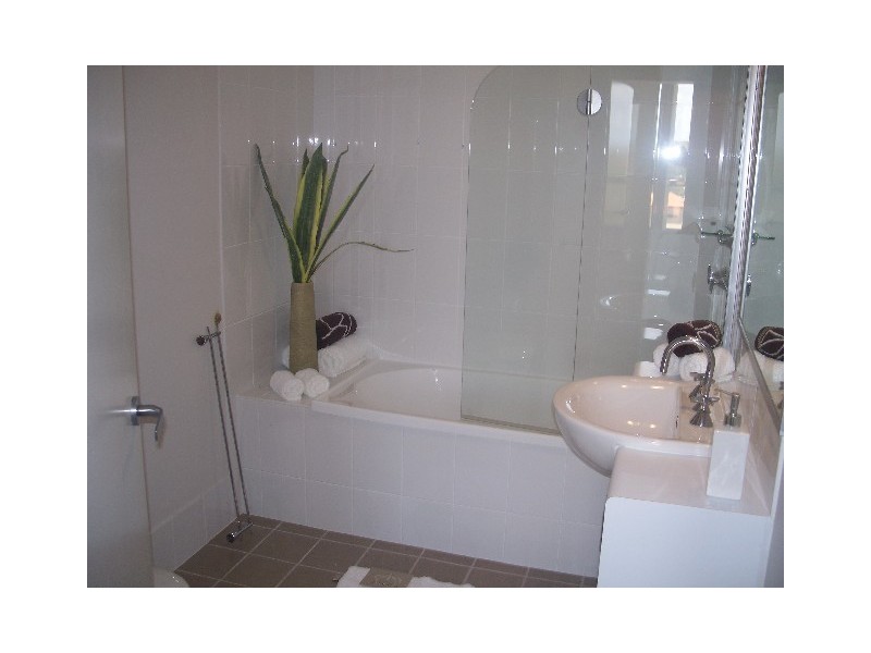 27/1 McNaughton Street, Redcliffe QLD 4020