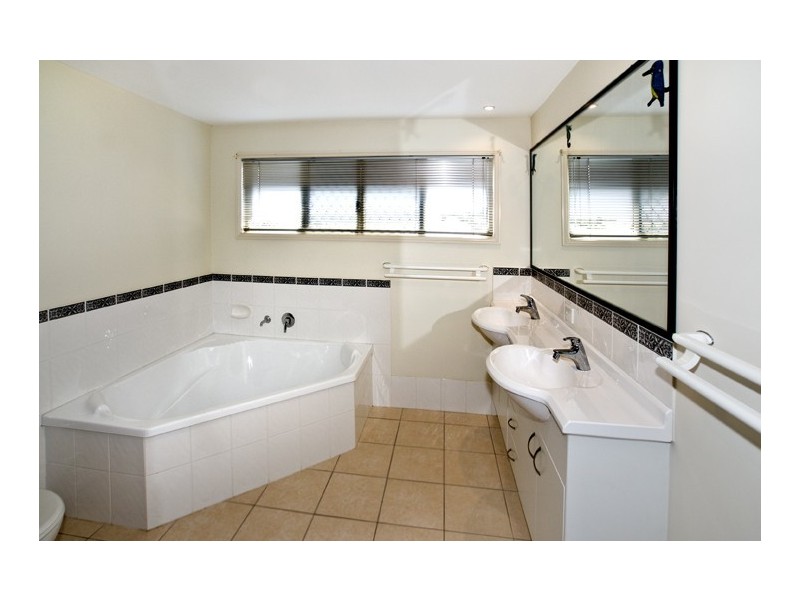 21 Sammor Road, Elimbah QLD 4516