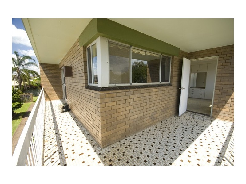 1/27 Queen Street, Scarborough QLD 4020