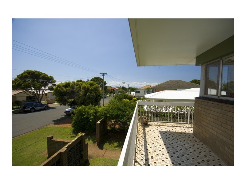 1/27 Queen Street, Scarborough QLD 4020