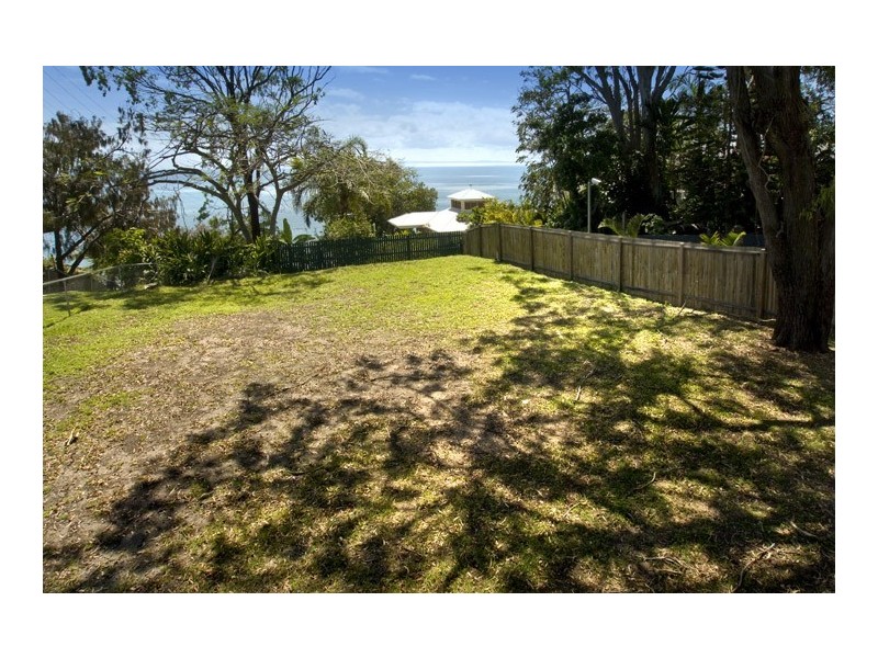 34 Whytecliffe Parade, Woody Point QLD 4019