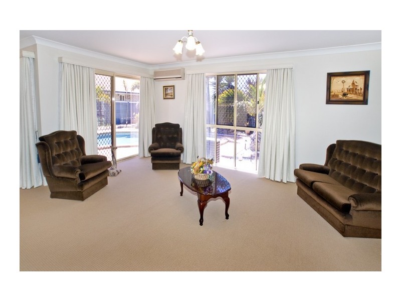 14 Walsh Street, Redcliffe QLD 4020