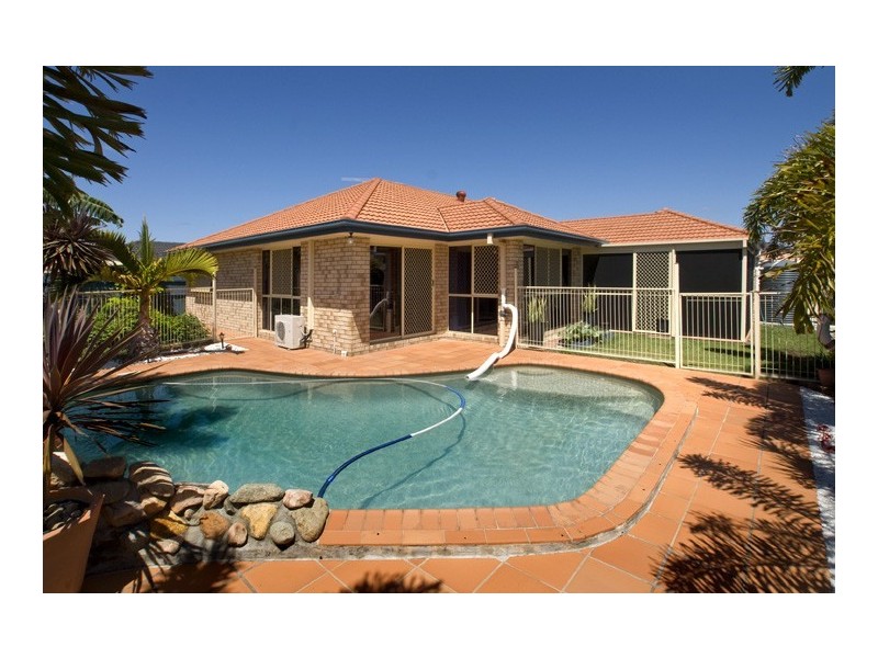 14 Walsh Street, Redcliffe QLD 4020