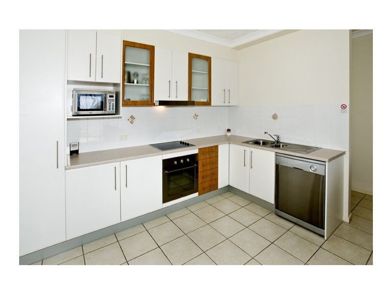 13/41 Anzac Avenue, Redcliffe QLD 4020