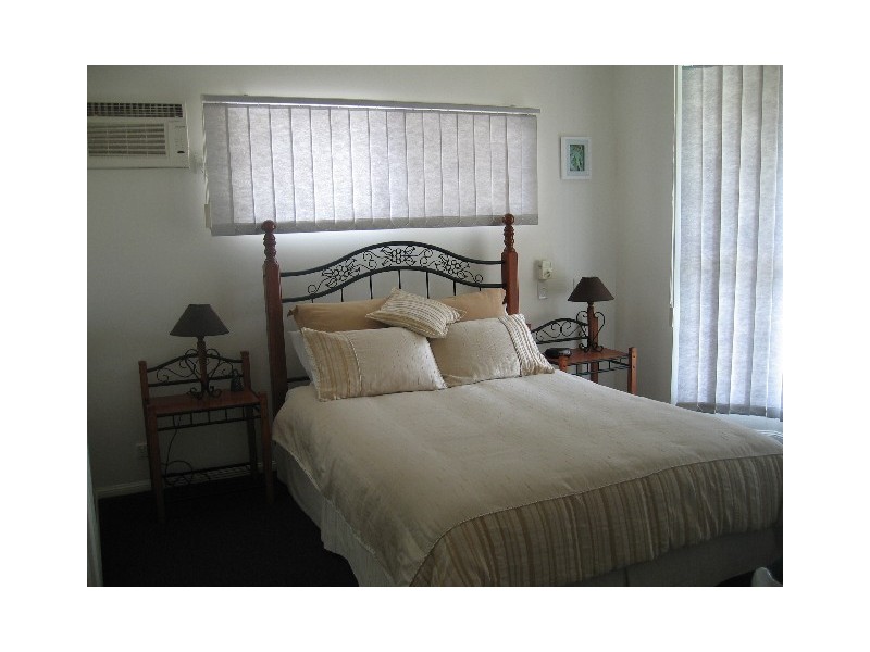46 Intrepid Court, Scarborough QLD 4020