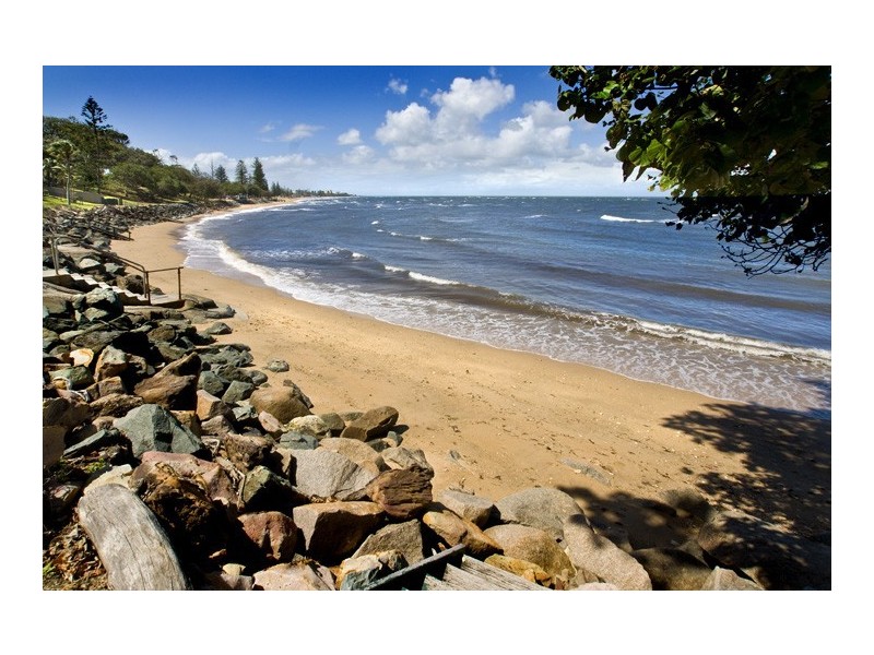 28 Whytecliffe Parade, Woody Point QLD 4019