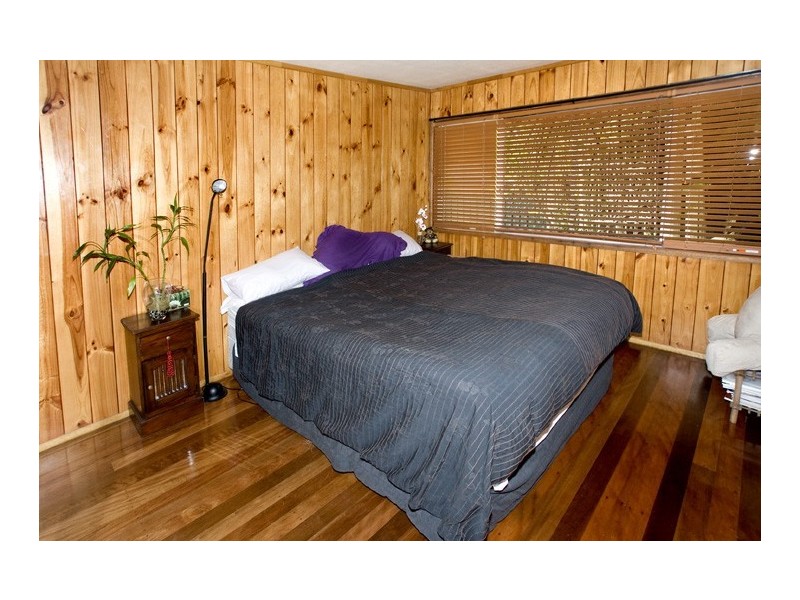 28 Whytecliffe Parade, Woody Point QLD 4019