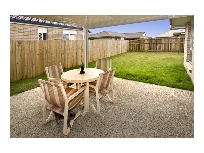 4 Cowper Court, Rothwell QLD 4022