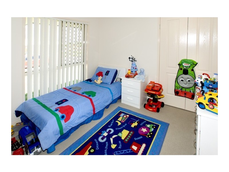 3 Caitlin Court, Rothwell QLD 4022