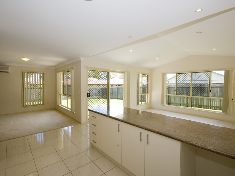 18 Norseman Street, Rothwell QLD 4022