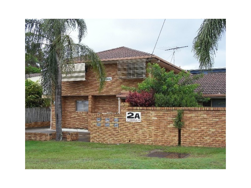 4/2a Landsborough Avenue, Scarborough QLD 4020