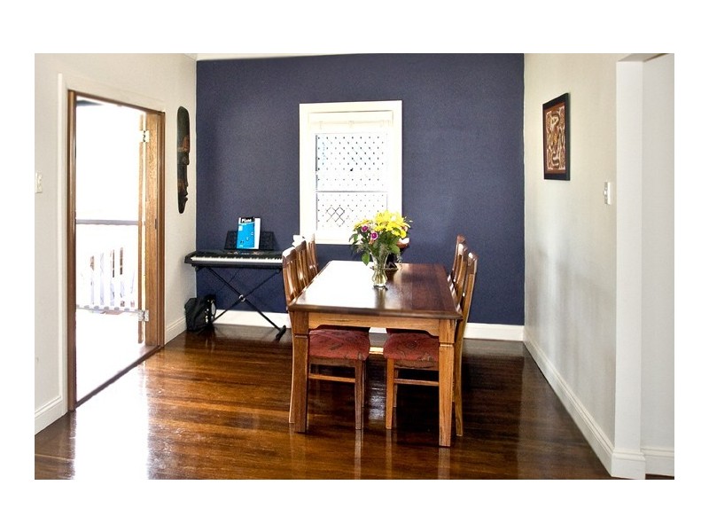 36 Rock Street, Scarborough QLD 4020