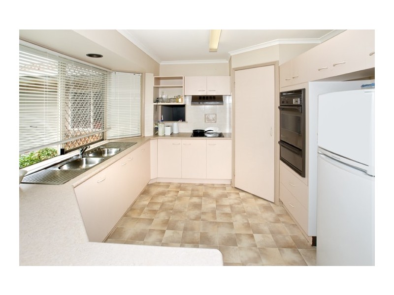 10 Mayfair Street, Kippa-ring QLD 4021