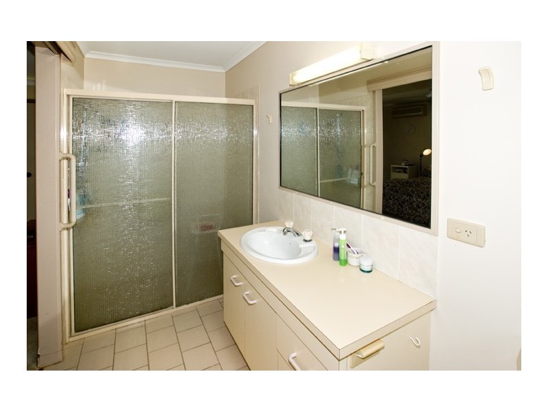 10 Mayfair Street, Kippa-ring QLD 4021