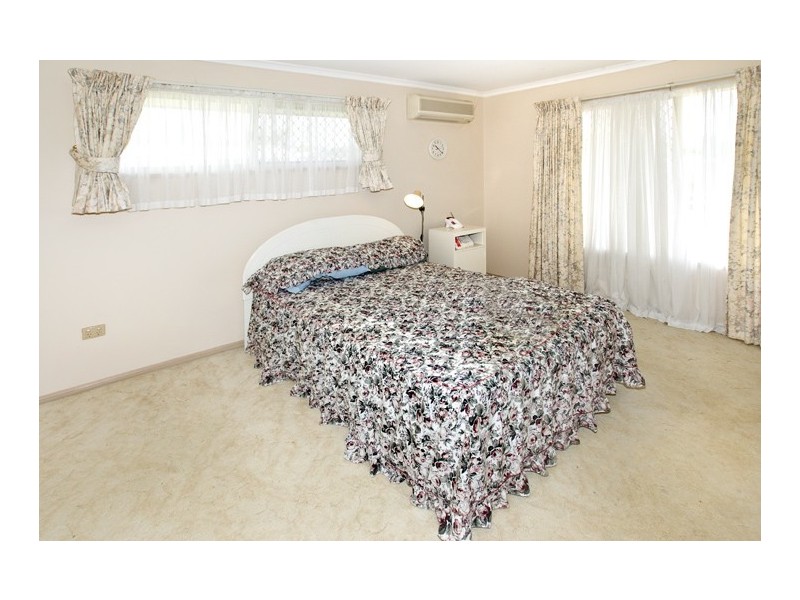 10 Mayfair Street, Kippa-ring QLD 4021