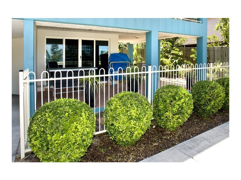 1/55 Landsborough Avenue, Scarborough QLD 4020