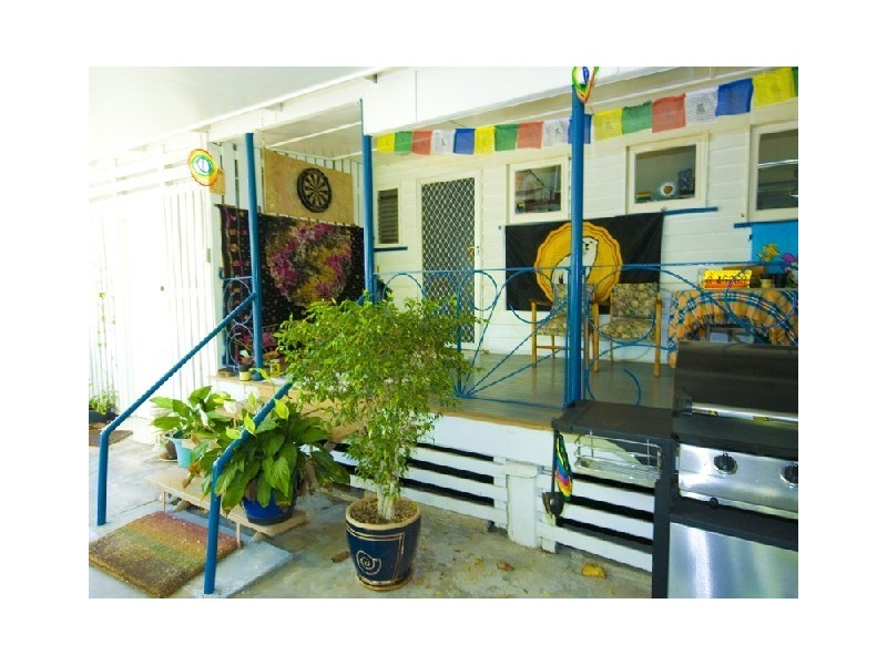 339 Scarborough Road, Scarborough QLD 4020