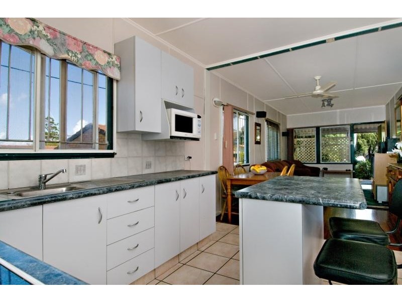 20 Ella Street, Redcliffe QLD 4020