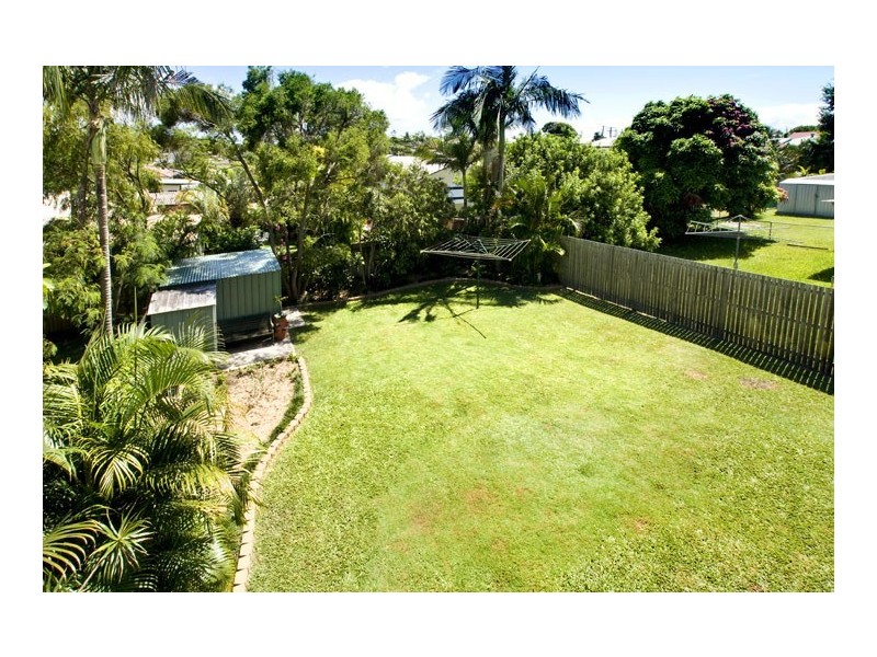 50 Higlett Street, Scarborough QLD 4020