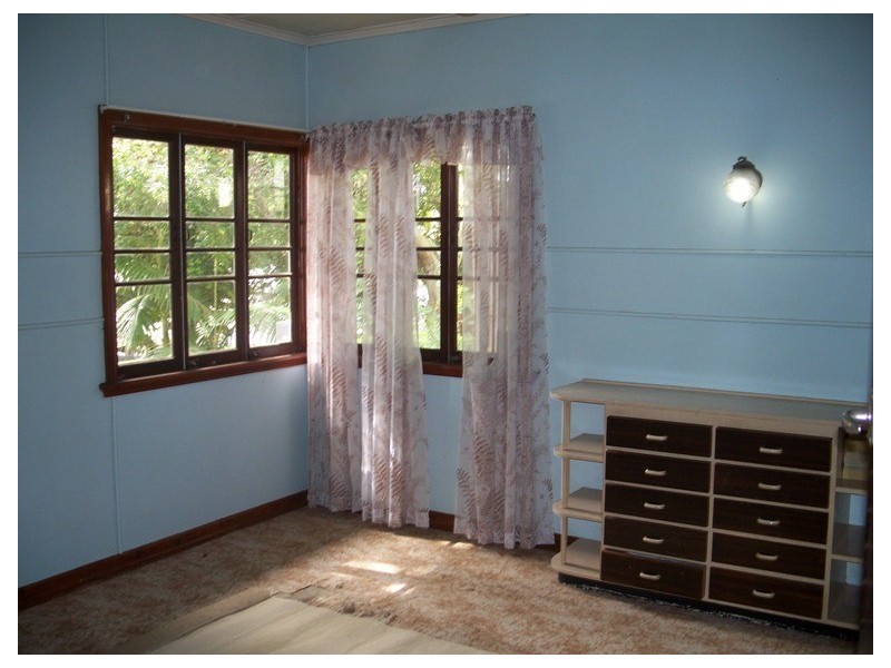 20 Victoria Avenue, Woody Point QLD 4019